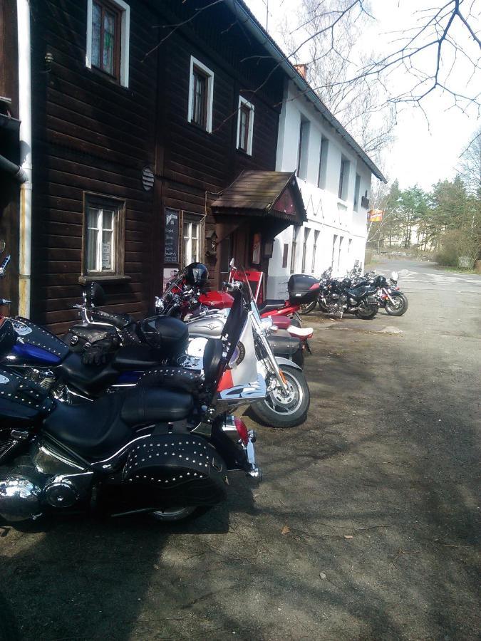 Hotel Drevenka Provodin Exterior foto
